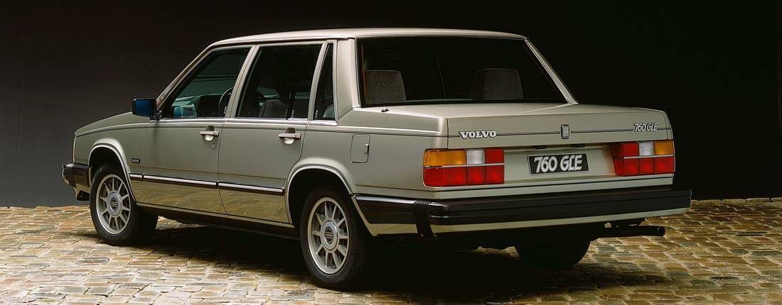 VOLVO 760 Limousine und Kombi Prospekt mit Farbkarte von 1988 