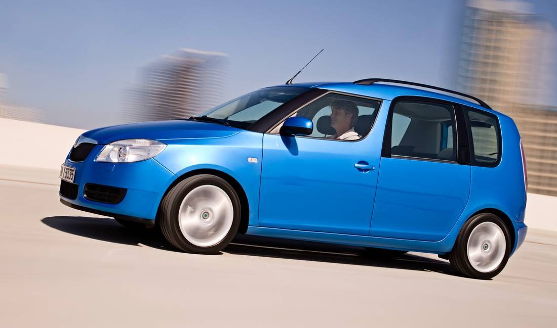 JbLh8Bfo4o3Qsnd4Ccqfr-af52ab6ae3ea4f358a347a1244573f01-skoda-roomster-side-1100