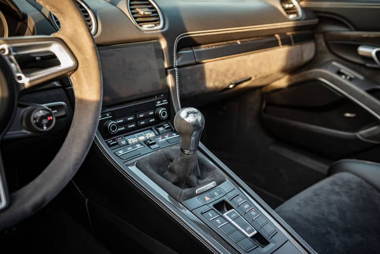 Porsche-718-Boxster-4.0-Shifter