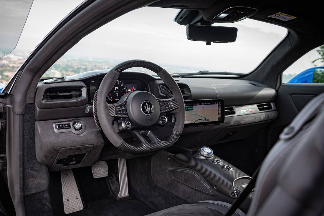 Maserati-MC20-2021-Interieur