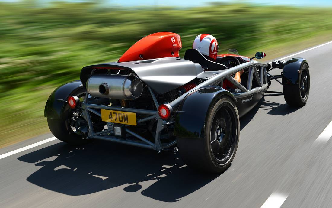 3fPavem42wGX6BGr3Cy93h-aed99376e81f32d211b5dcd04e8d9c36-Ariel_Atom_4_Back-1100.jpeg