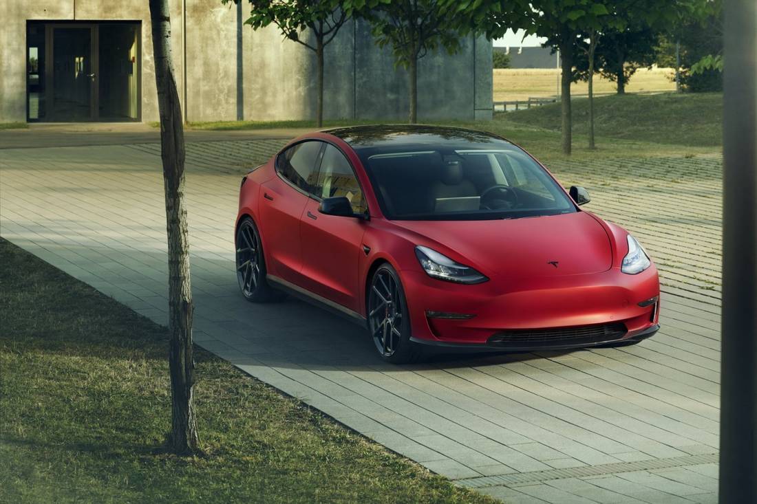 Günstiges Tesla Model 3 ab sofort in Österreich - oe24.at