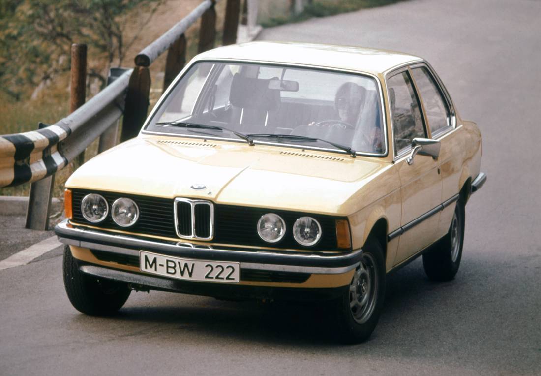 bmw 320i coupe