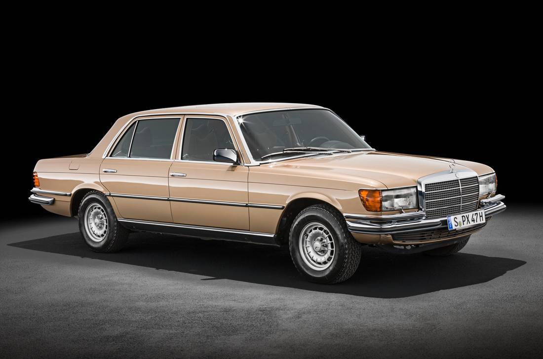 1K2jFPNix9HcXNv6vbkTEv-e1949b597f409ab0f5bc68f19188911a-mercedes-benz-450-front-1100