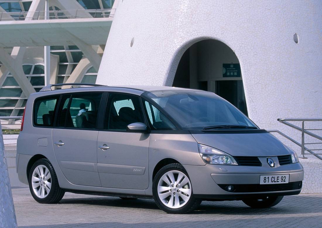 6tBLpfXGcYwxDKdVhzJnSZ-6318939f8d1912356ad1c766f672b42e-renault-grand-espace-front-1100
