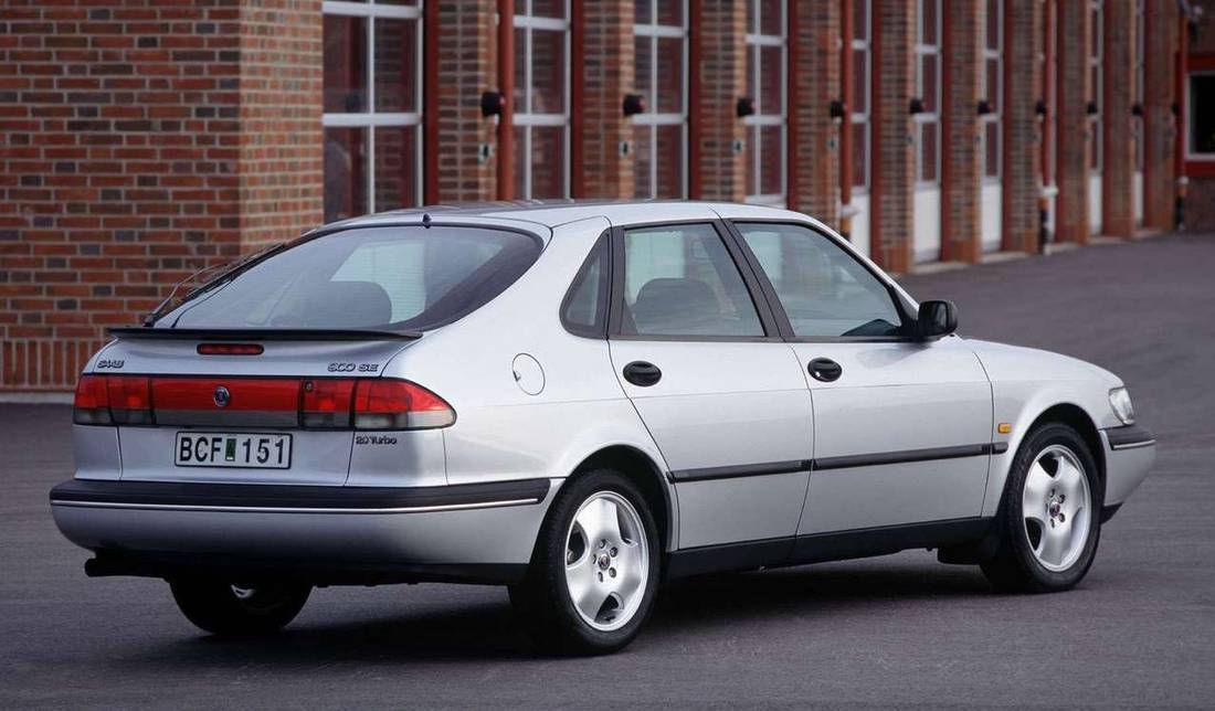 3cmzzSa3WPBtt7e7agM5b9-d3ab7d5f4b93c6e5c024c495368fb2cd-Saab-900-1997-1280-19-1100