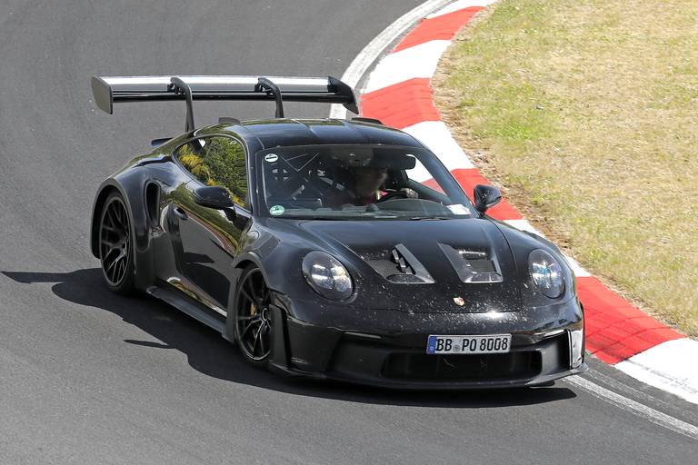 Porsche 911 GT2 RS 002