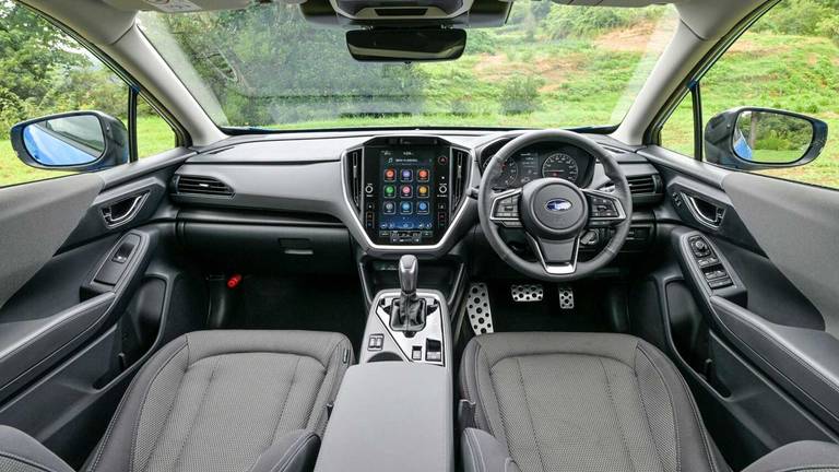 2023-subaru-crosstrek-interieur