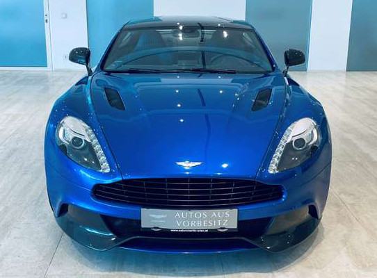 Aston Martin Vanquish blue 