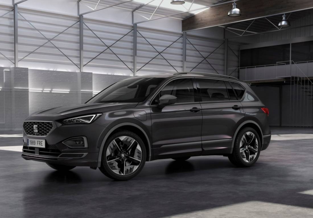 seat-tarraco-phev-side