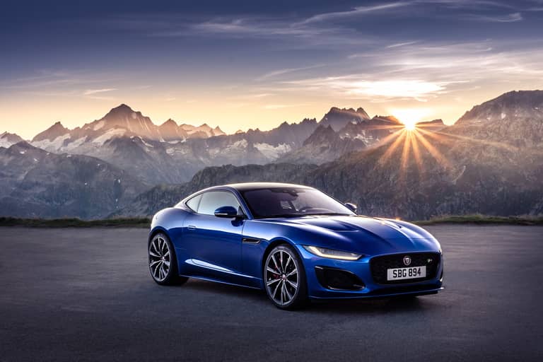 Jag F-TYPE R 21MY Velocity Blue Reveal Switzerland 02.12.19 01