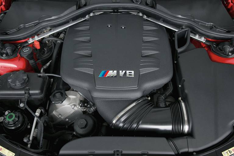 Hero-BMW-M3-E90-engine