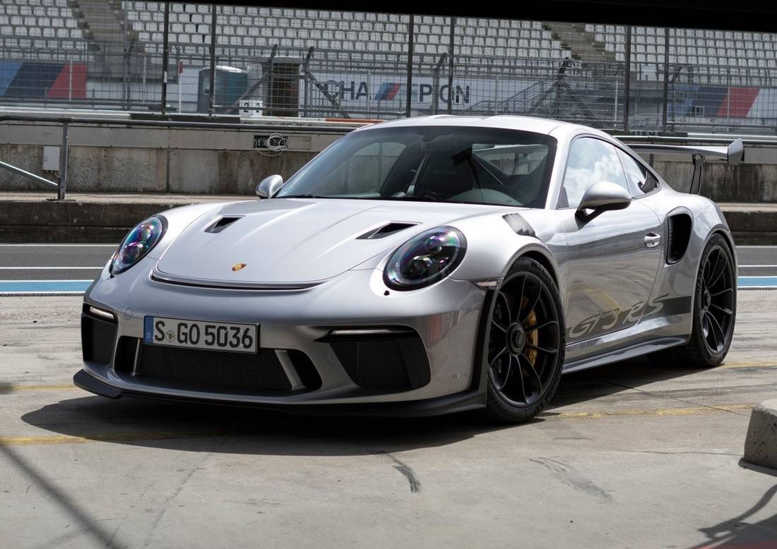 xjwXmFwhMElbbROjbGKaR-7169a59ea8d3f9a3eab2c52c8292ad52-Porsche-911_GT3_RS-2019-1280-01-1100