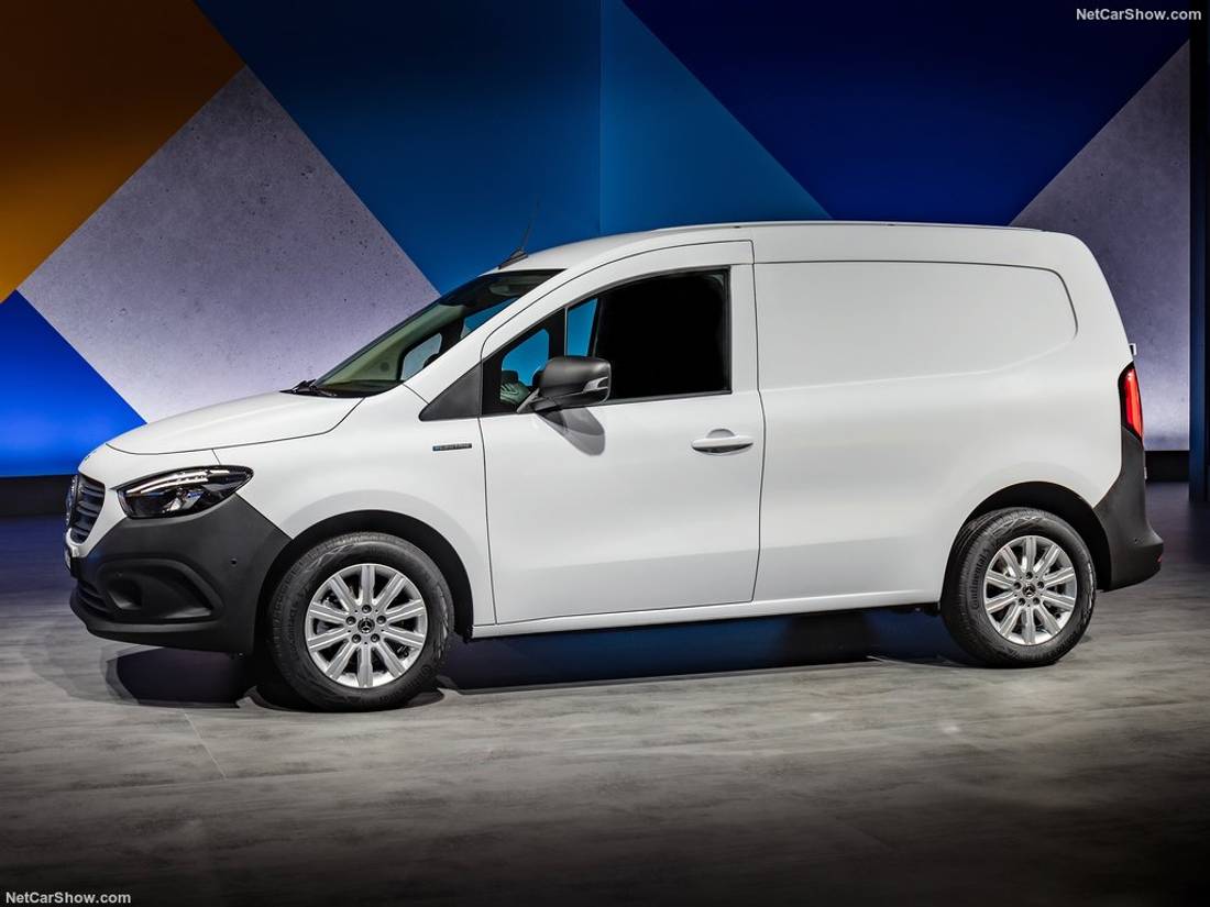 Mercedes-Benz-Citan-2022-1024-33