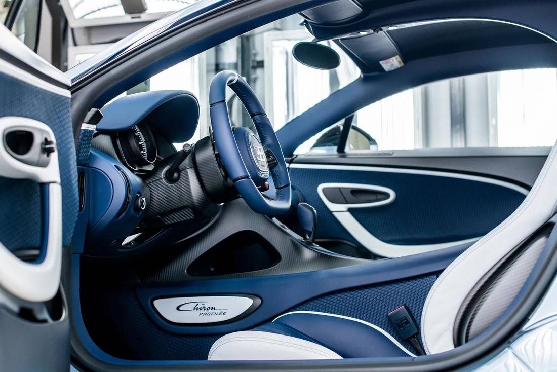 Bugatti-Chiron-Profilee-Interior