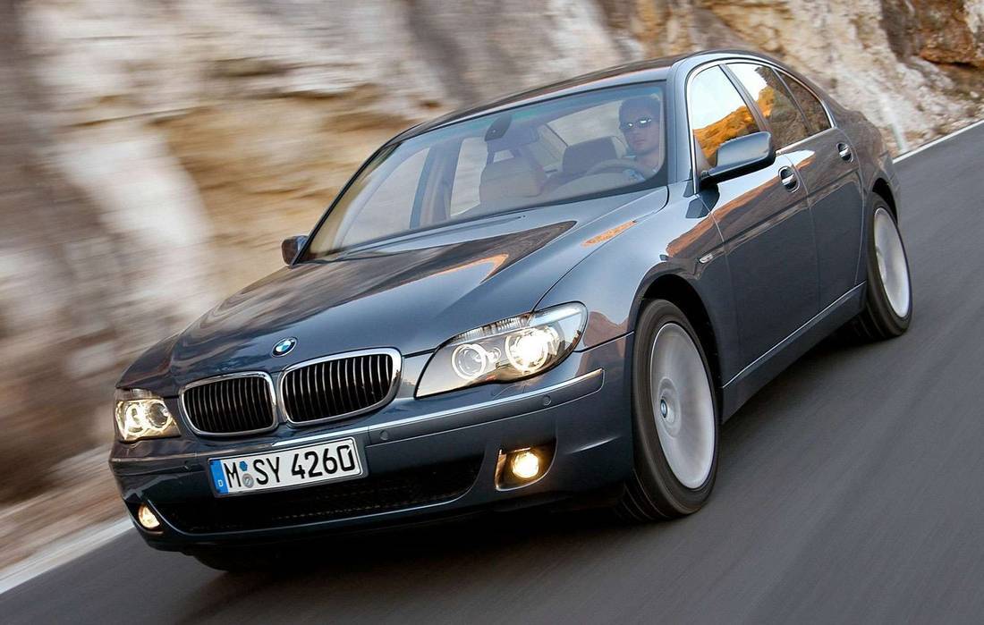 8tBTKQmn0kzlR0lgd7v9L-00d0b3a2729ddc0c1e4f150b9205b086-bmw-750i-front-1100