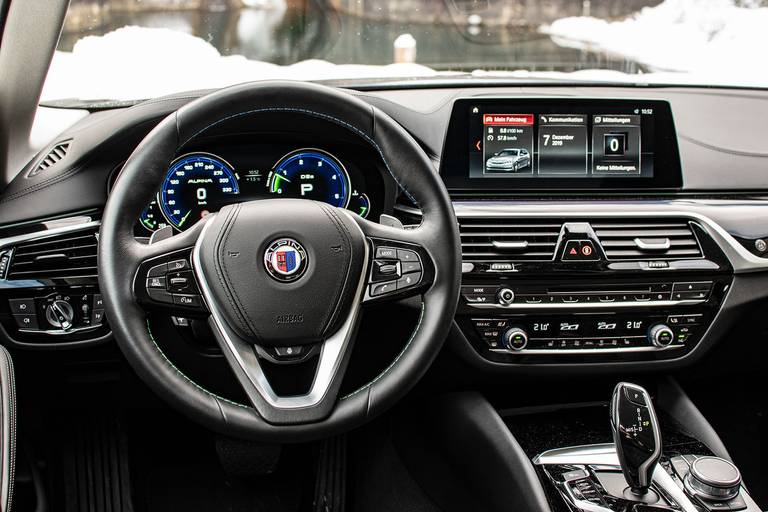 Alpina-D5S-Touring-Interior