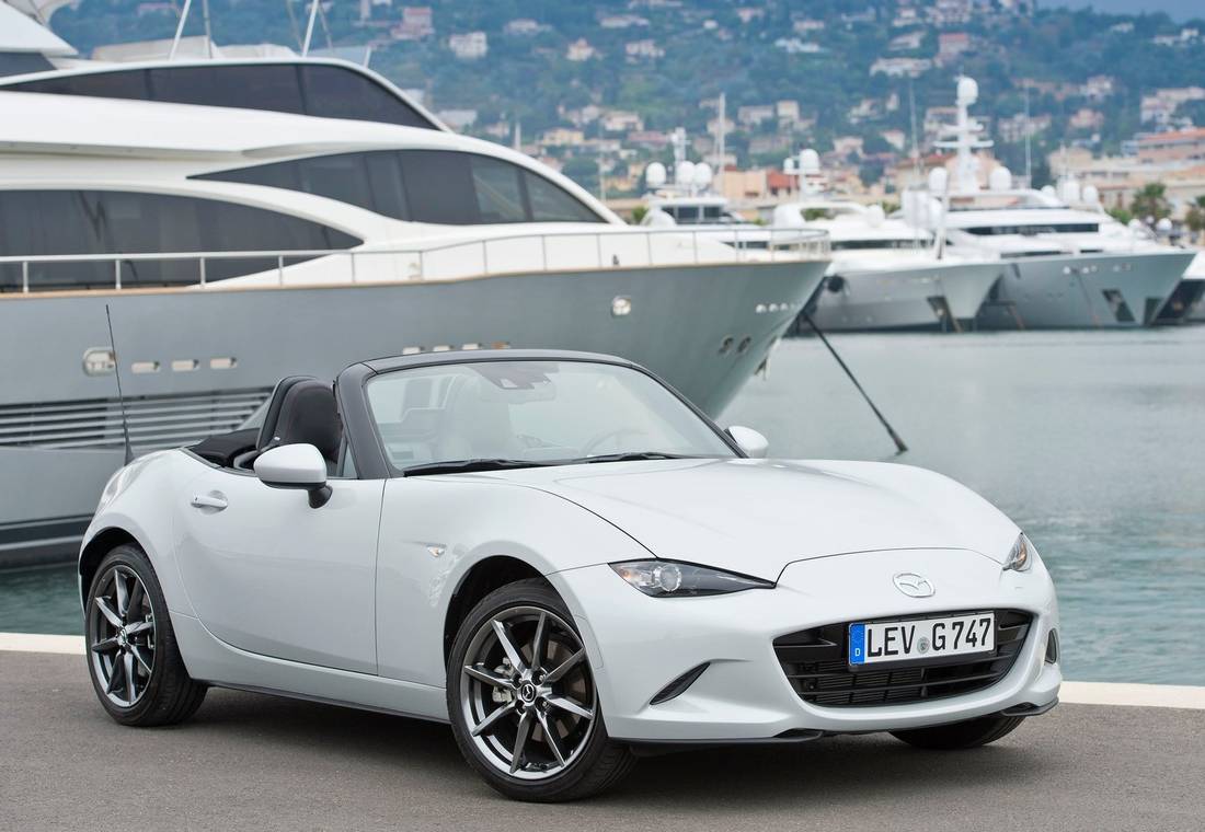 mazda-mx-5-cabrio-front