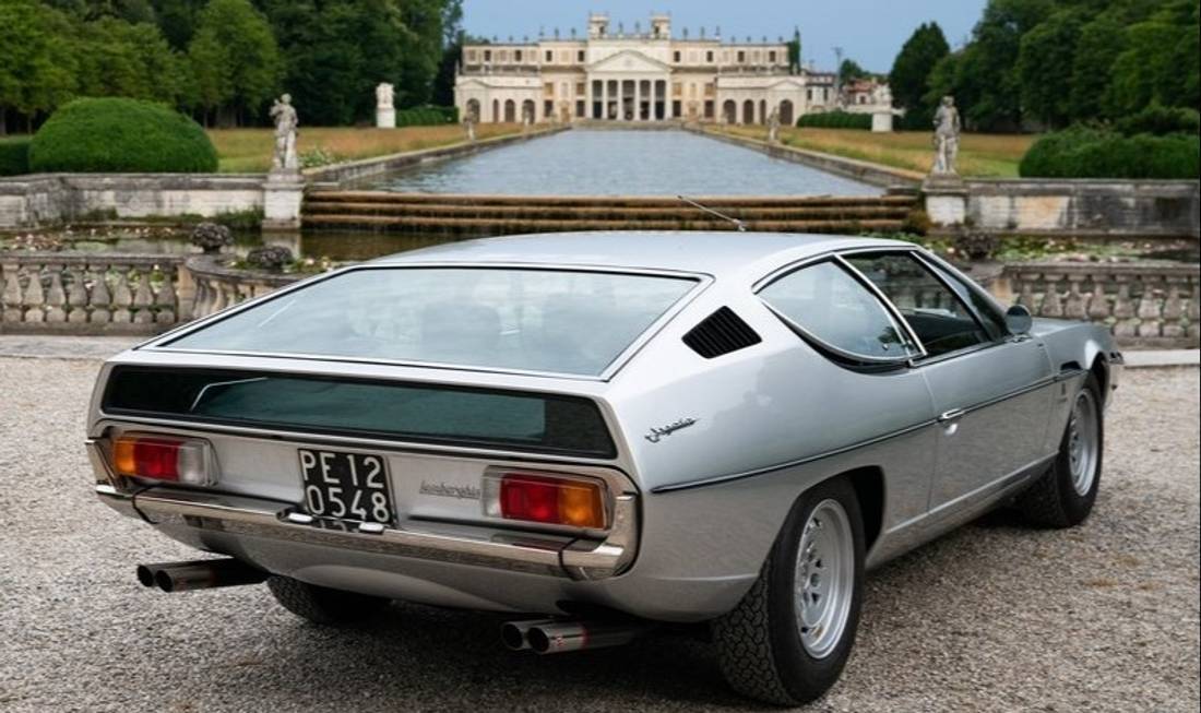 1zlO9O2Ehu7mQOF1DVPmqn-066550a688f2649807c1de13f57c5812-lamborghini-espada-back-1100