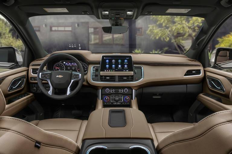 Chevrolet-Suburban-2021-Interieur
