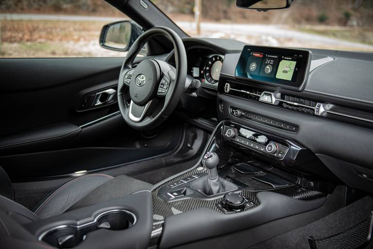 Toyota-Supra-3.0-iMT-Cockpit