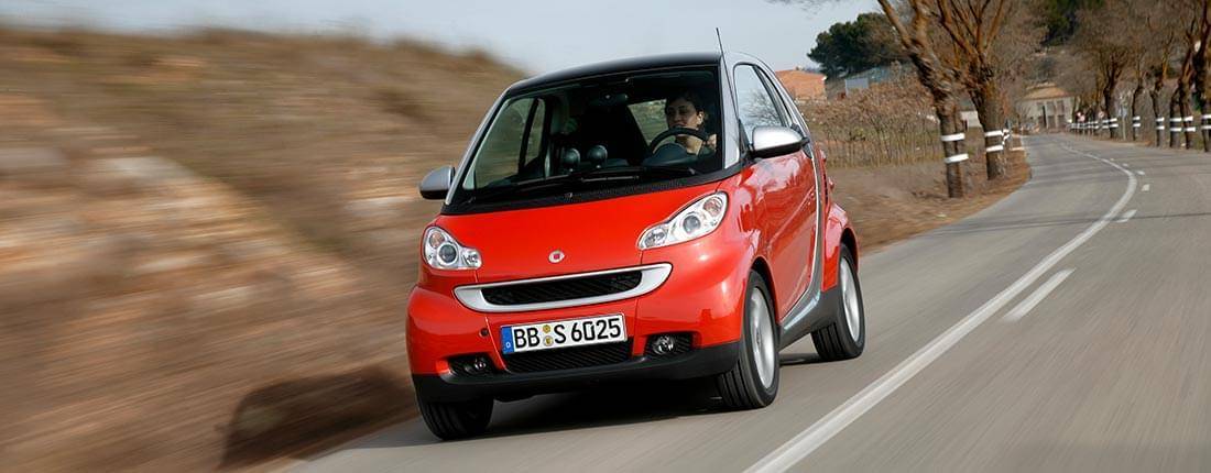 5VM2xa7J1CcmixfKyYnIvK-586c76d75f193ff8405f4240e354bced-smart-city-coupe-l-02-1100