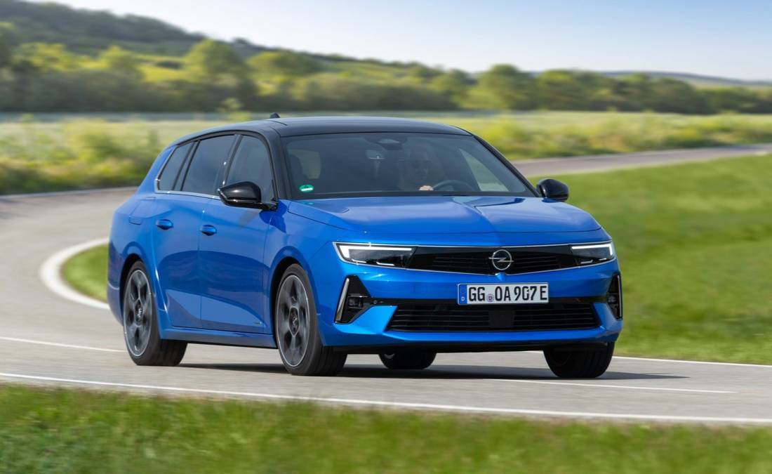 2iWsVLQzlA1YJeuUGWlBLM-d066167e50b5659541e2f027332387d5-opel-astra-sports-tourer-2022-28-1-1100
