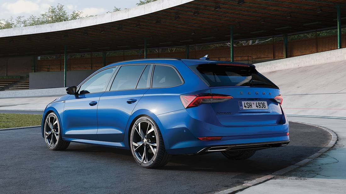 DWtxIfD6Yr1ODzs1IGNcg-b1178d23984f24bbe3cffc76f8b7a31e-skoda-octavia-sportline-back-1100