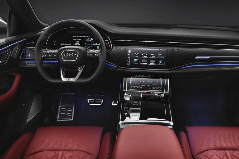 Audi-SQ8-Interior