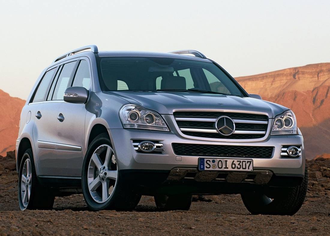 38F9F6vW4YWw9WNZk7a7PP-51ee4d773a003cf252be70f4e632f622-mercedes-benz-420-front-1100
