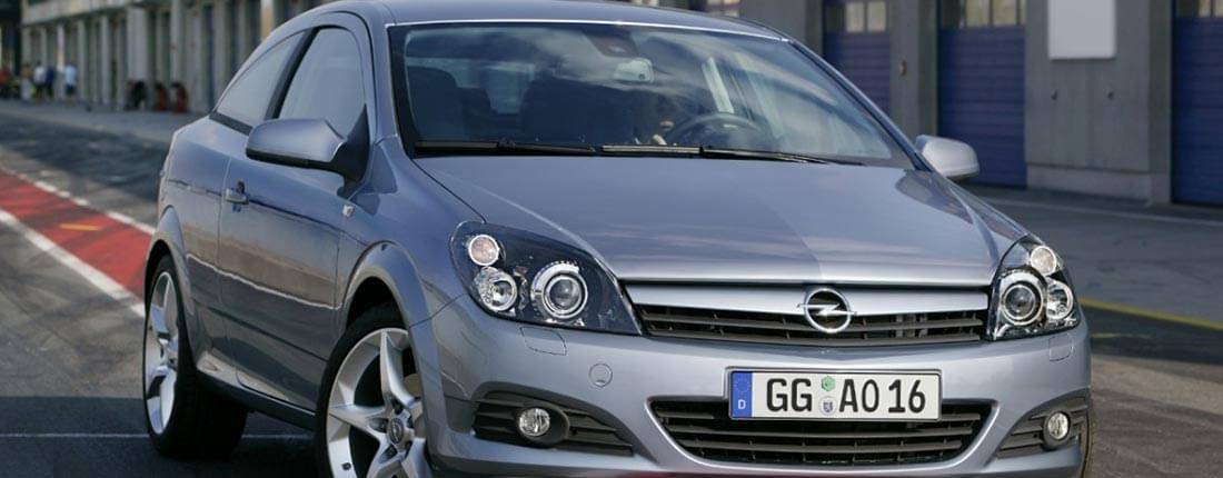 opel-astra-gtc-l-03.jpg