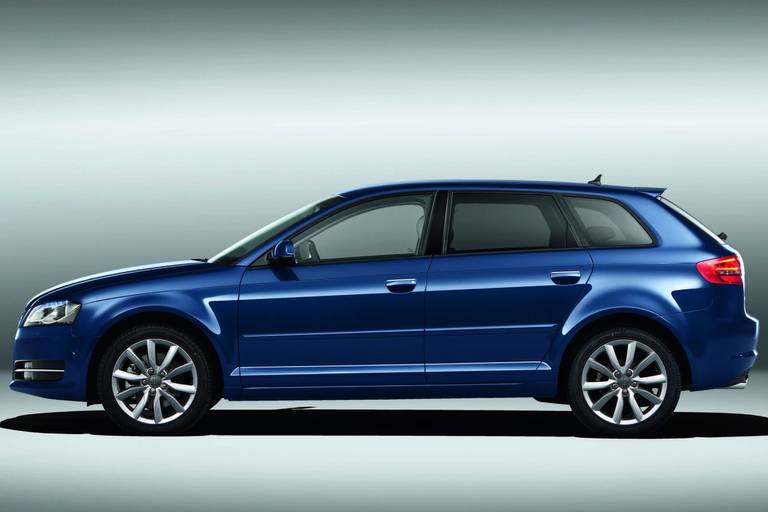 Audi-A3-Sportback-Side