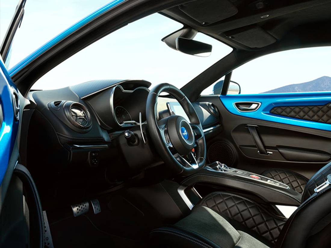 renault-alpine-a110-interior