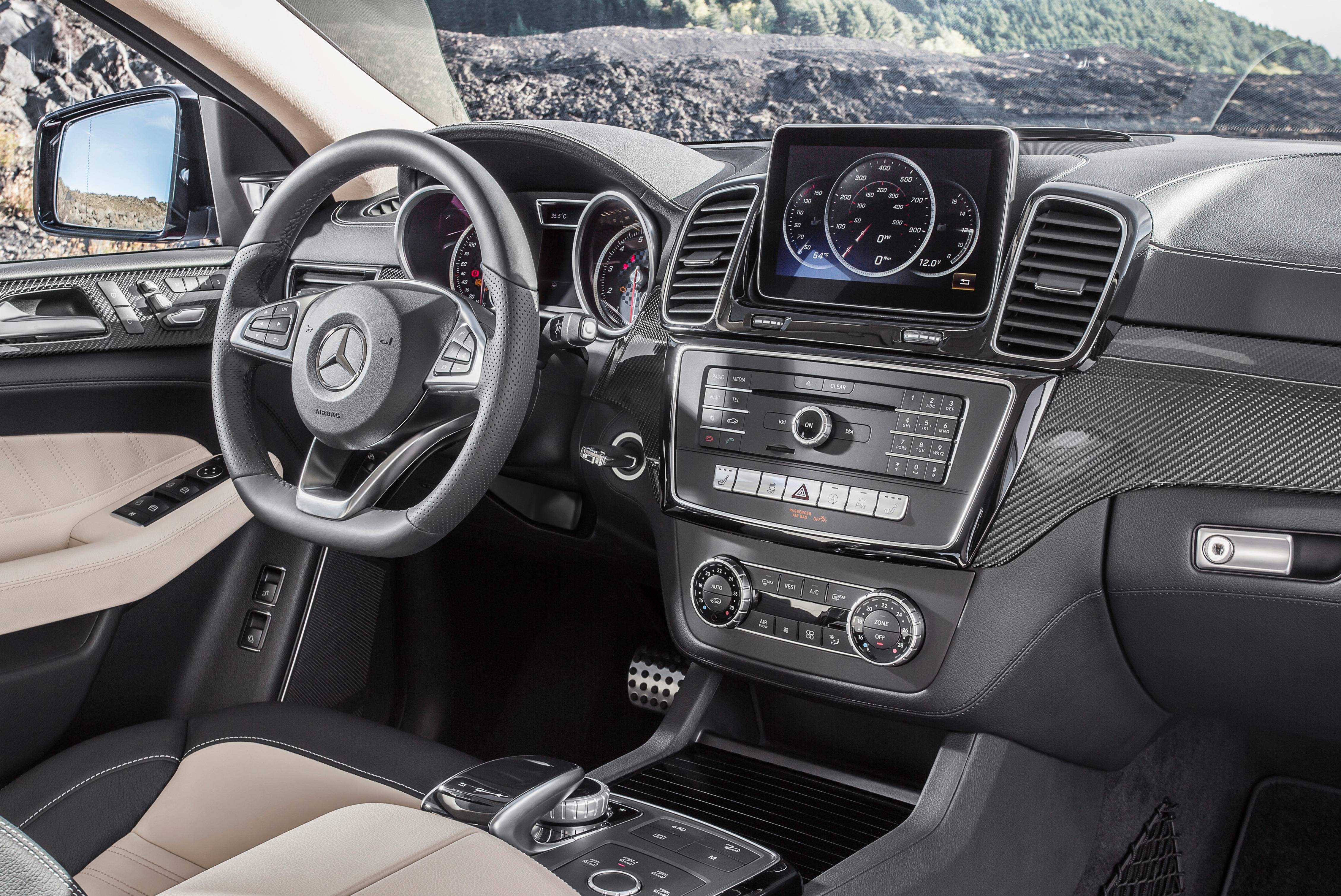 mercedes-benz-gle-450-interior