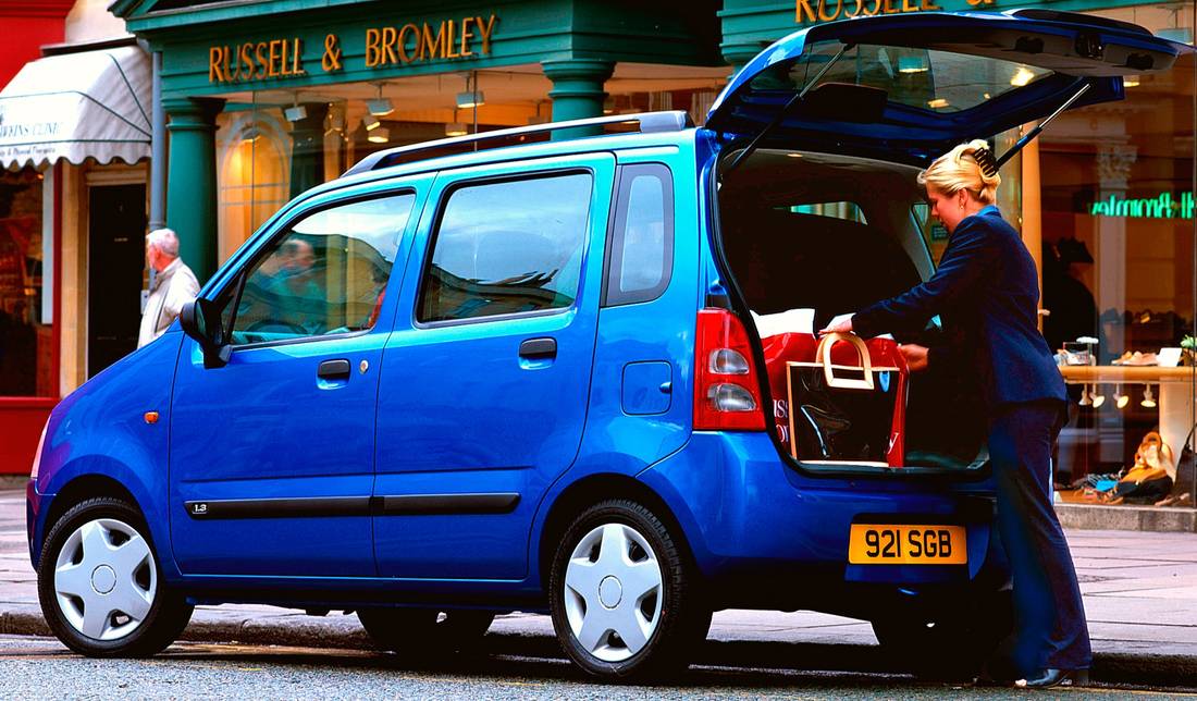 suzuki-wagon-r-plus-blue-back