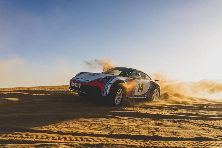  „S-GO 4615“ hat in seinem kurzen Autoleben schon viel erlebt. Hier zu sehen bei Medientestfahrten in Marokko. © Porsche AG