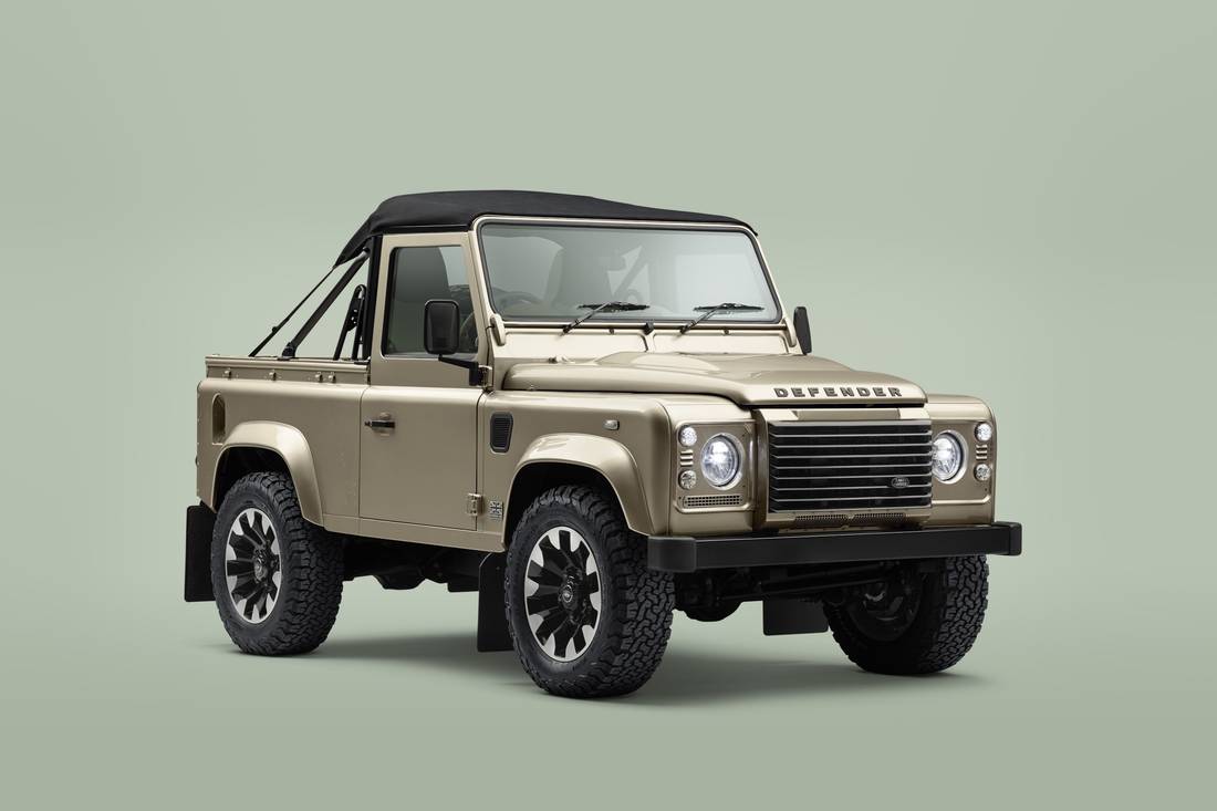 1326 SC HP LRCLASSIC V8 SOFTTOP HERO 03 Front34 v3a