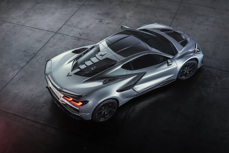 Chevrolet-2026-Corvette-ZR1X-2
