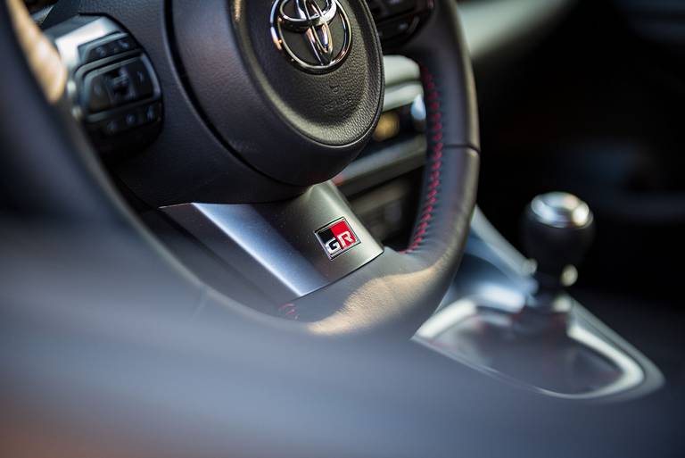 Toyota-GR-Yaris-2021-Detail-Steering