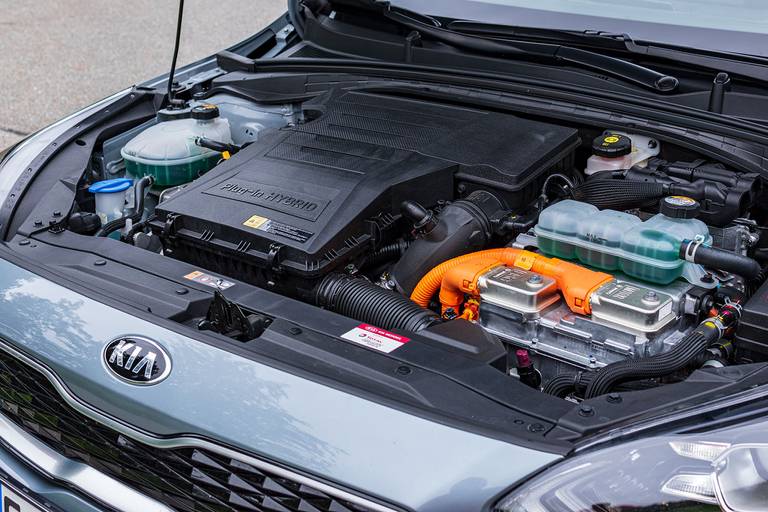 Kia-Ceed-Sportswagon-PHEV-Engine