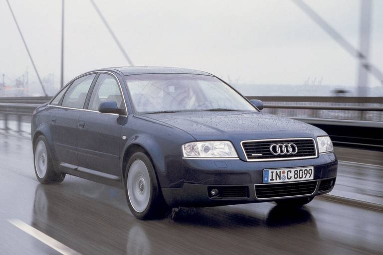Audi-A6-V8-Dynamic