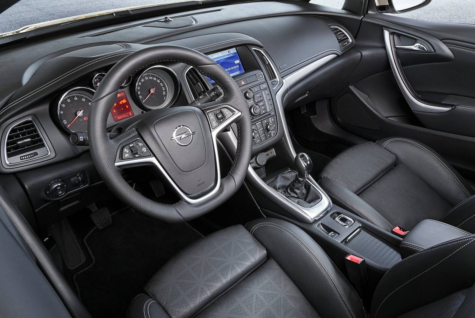 opel-cascada-interior