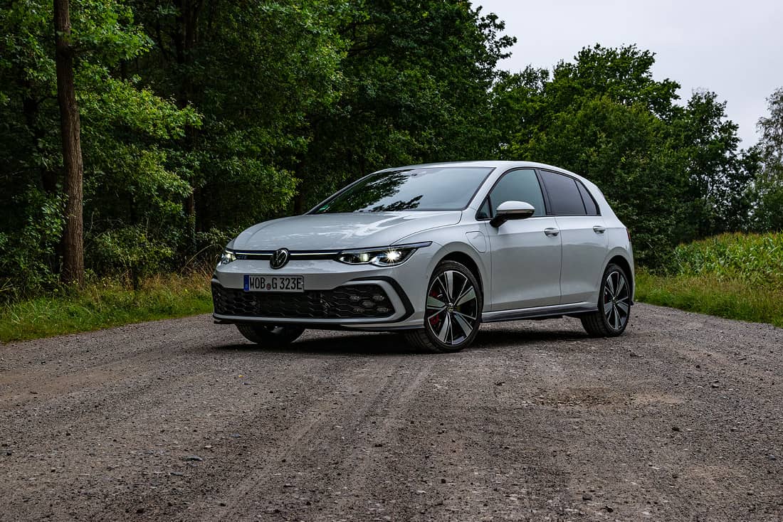 Golf 8 GTE & Golf 1.5 eTSI – Test, Review, Fahrbericht - AutoScout24