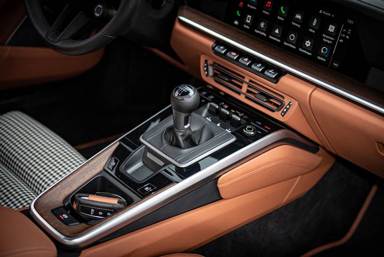 Porsche-911-Sport-Classic-Interieur-Manual