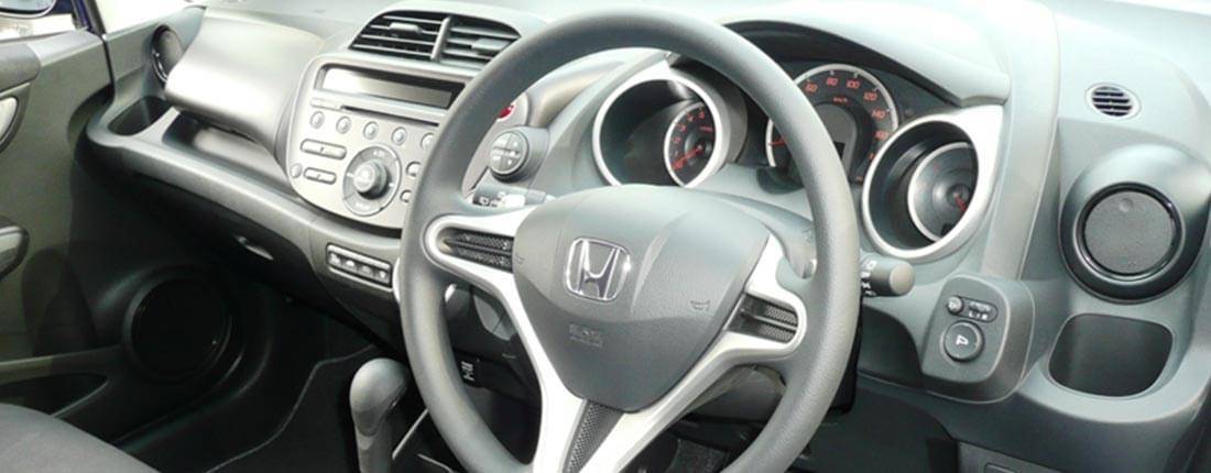 7AAWHQpQ94TMFyV2kwxAuy-9a16fac7c468108e3fa0289aca406983-honda-fit-l-02-1100