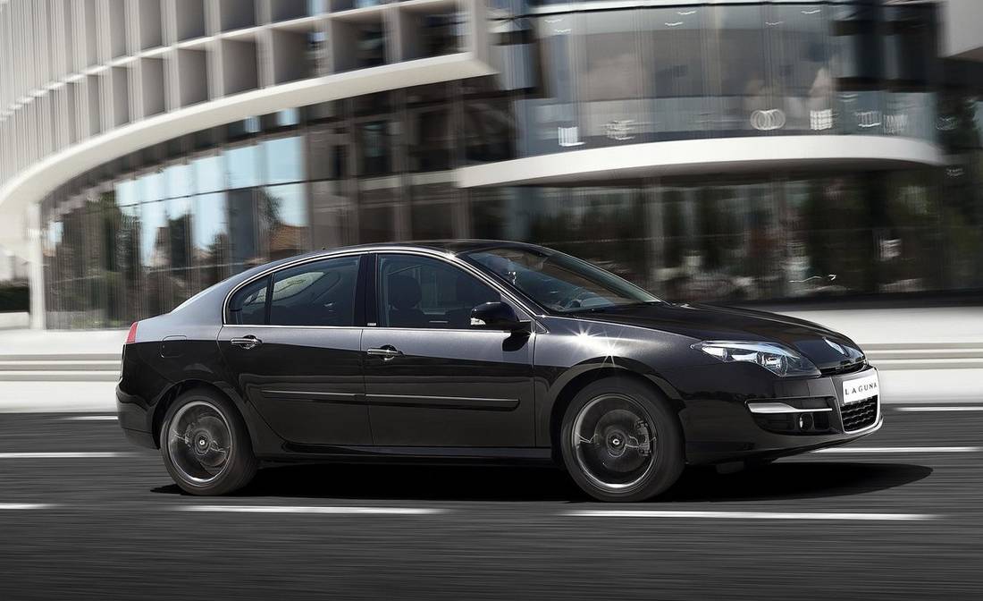 6vKZfK0FT2NHtU0xwk8LZ7-6e2911ebcd18f46605f064d655d3b970-Renault-Laguna-2011-1280-03-1100