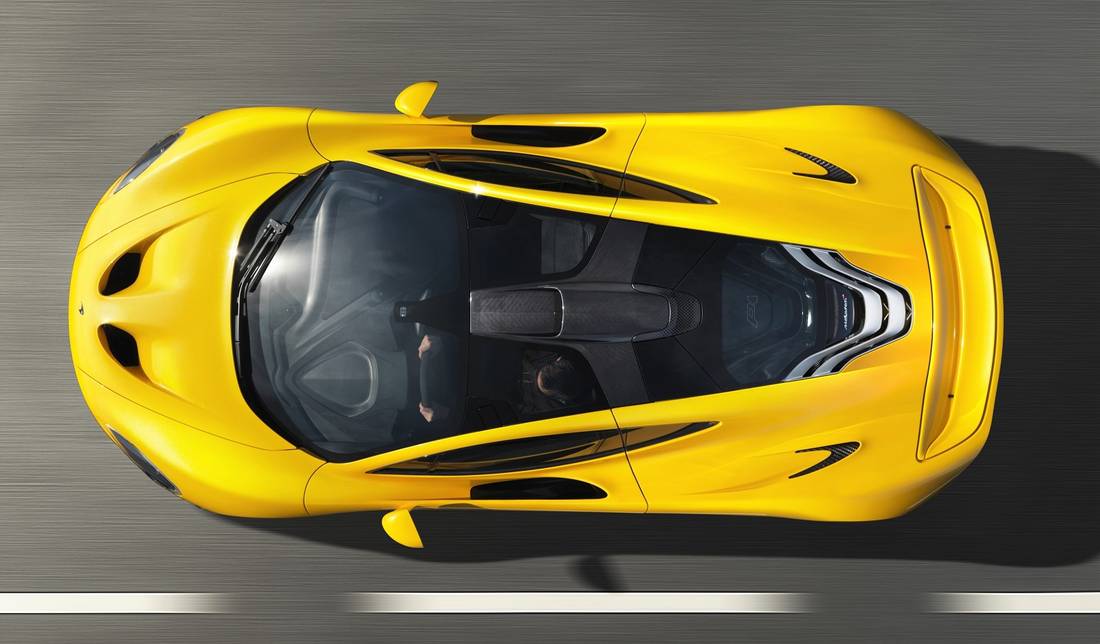 mclaren-p1-gelb-panorama
