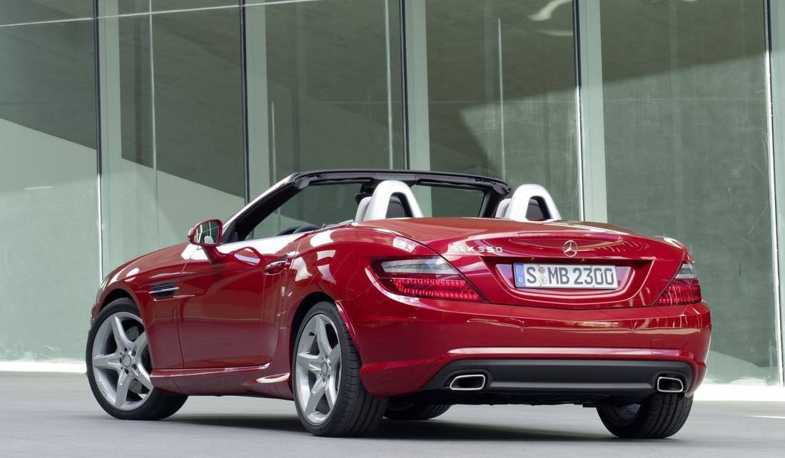 52Ei0XUBe07guDPQ1FT4DK-3b475eb8807c05f6d1ac6980d646cd33-Mercedes-Benz-SLK-Class-2012-1280-31-1100