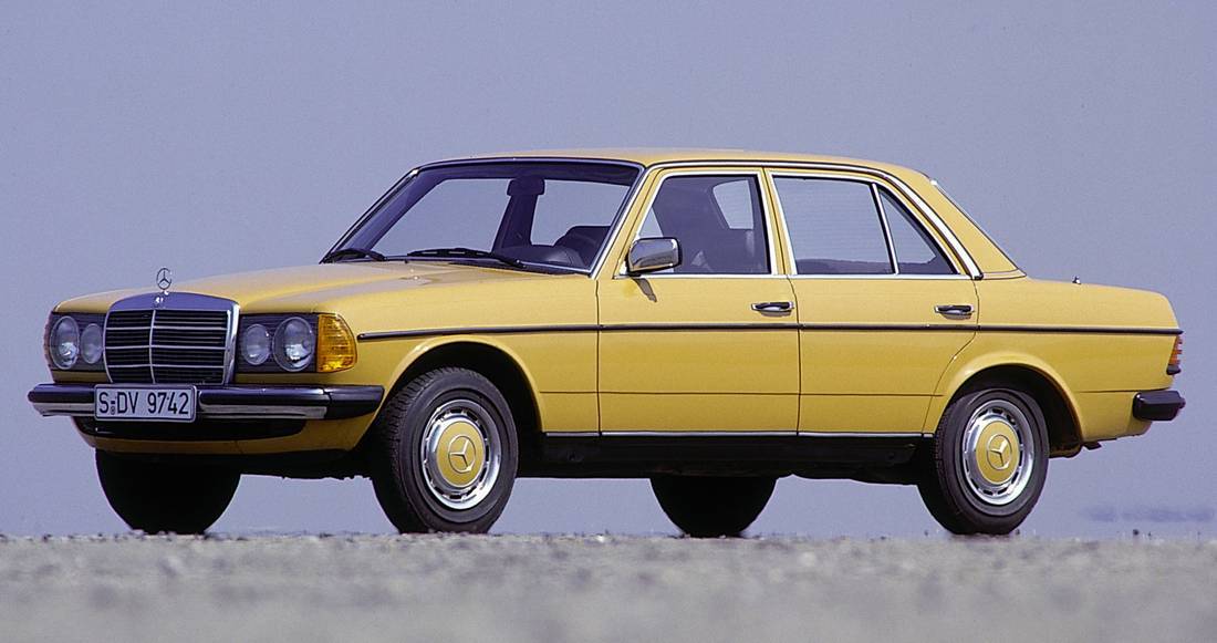 agKZEES6C5L3FWXCuYI3G-e9ad69427cf1c7b98c7b53515416cc2b-mercedes-benz-w123-side-1100
