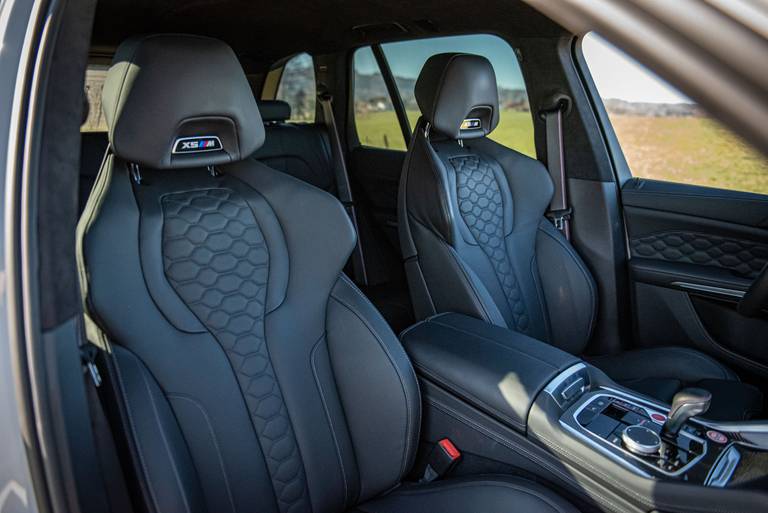 BMW-X5-M-2023-Interior